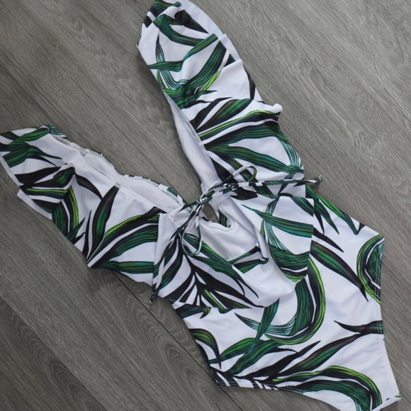 Palm Leaf Ruffle Low Back One Piece Swimsuit - Picture 6 of 6
